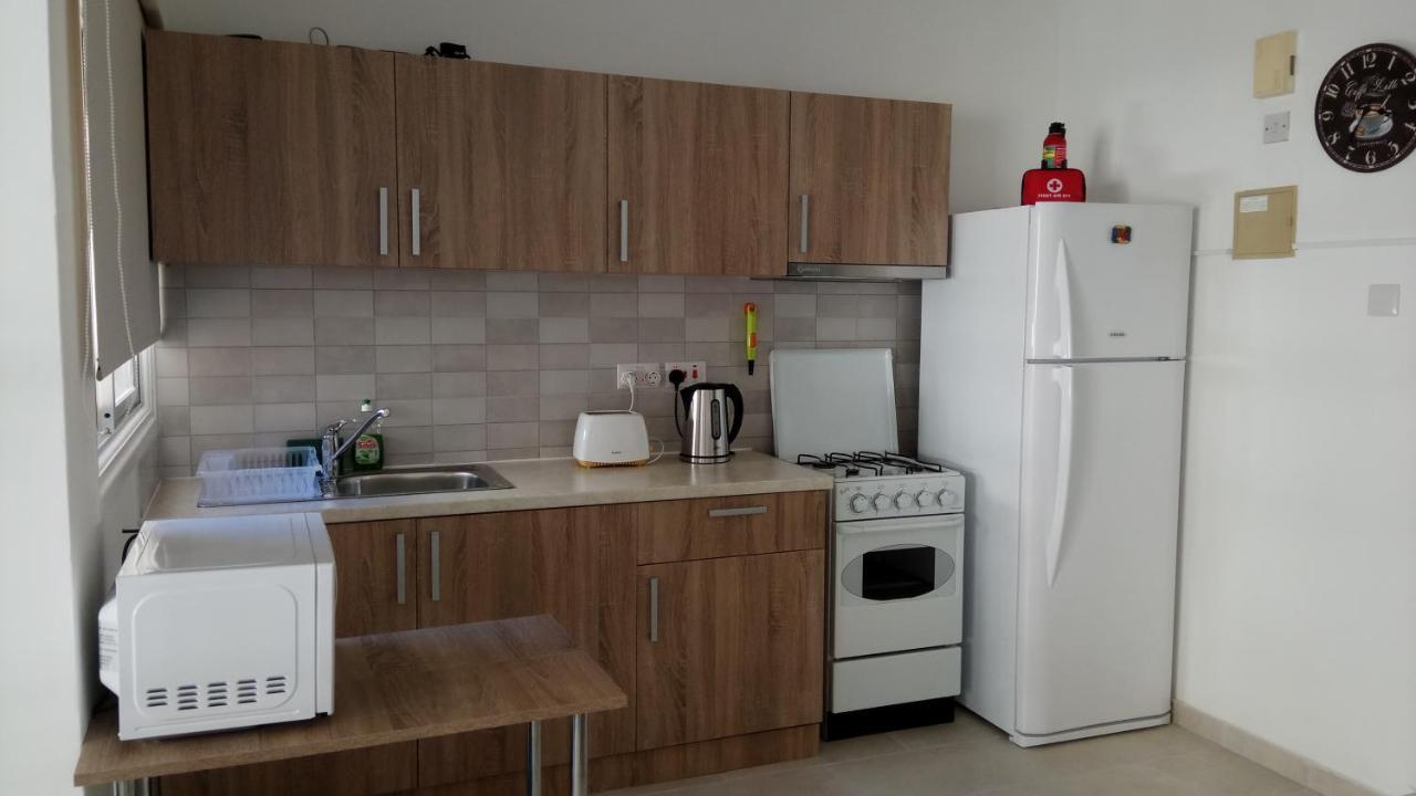 Lca4 Flat For You Apartment Larnaca Ngoại thất bức ảnh
