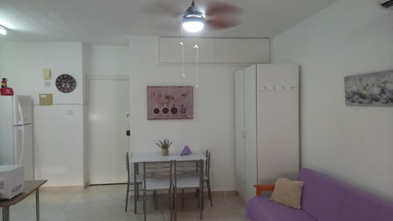 Lca4 Flat For You Apartment Larnaca Ngoại thất bức ảnh
